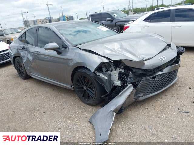 Toyota Camry 2025 2