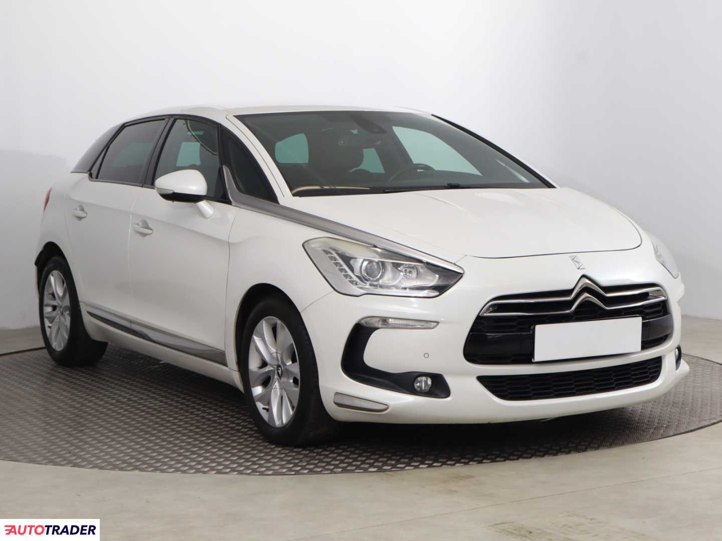 Citroen DS5 2014 2.0 178 KM Citroen DS5 2014 2.0 178 KM