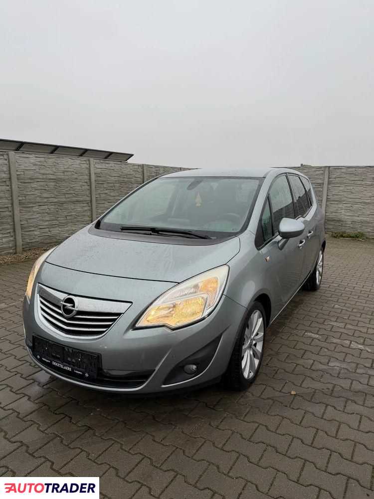 Opel Meriva 2013 1.7 110 KM