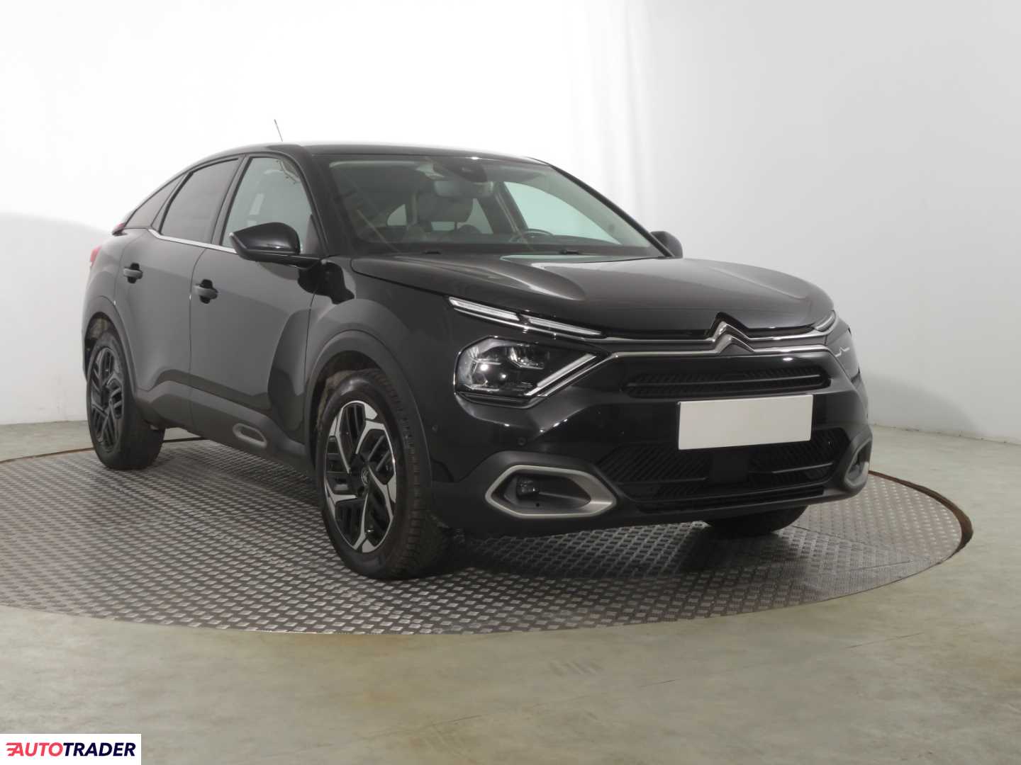 Citroen C4 2021 1.2 128 KM