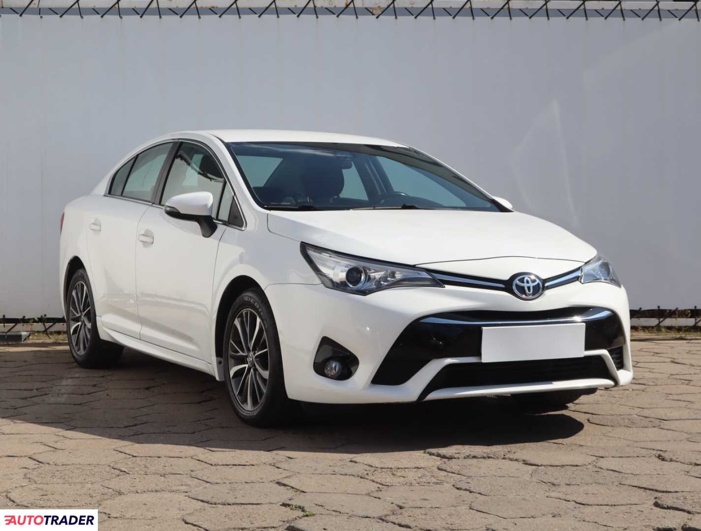 Toyota Avensis 2017 2.0 140 KM