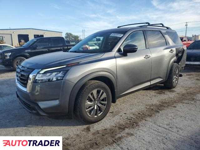 Nissan Pathfinder 2022 3