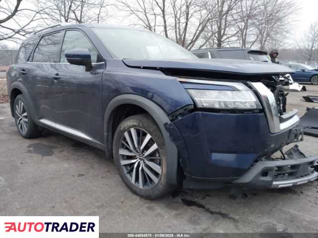 Nissan Pathfinder 2022 3