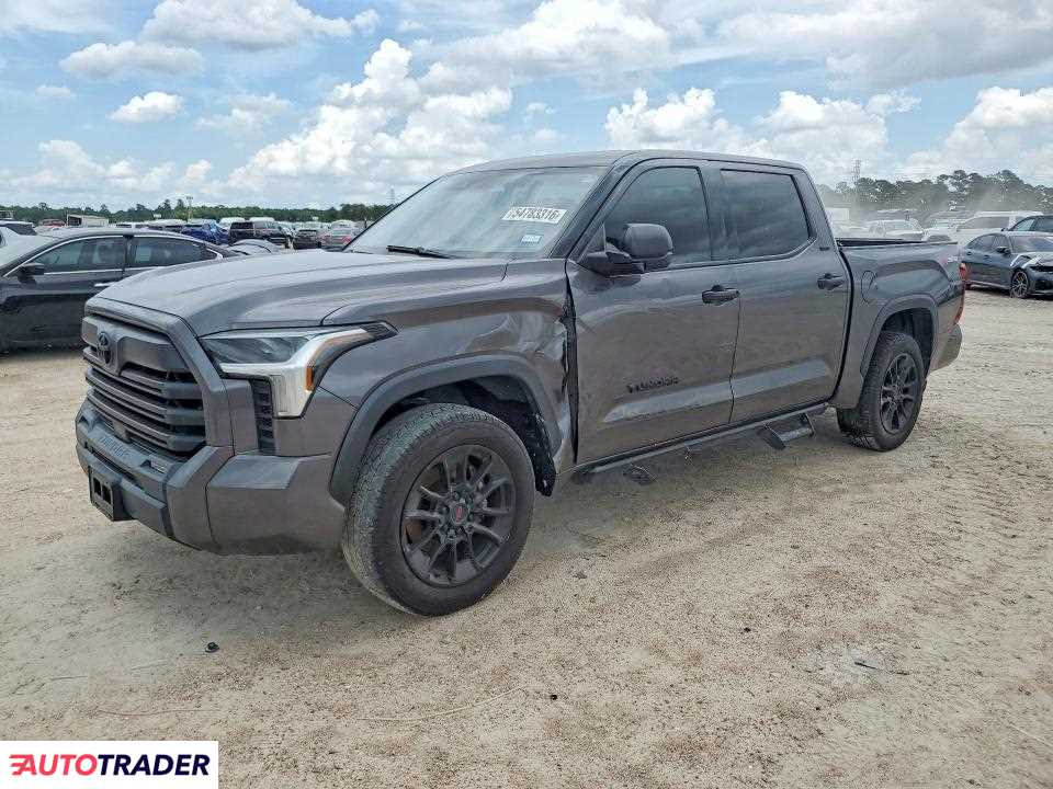 Toyota Tundra 2022 3