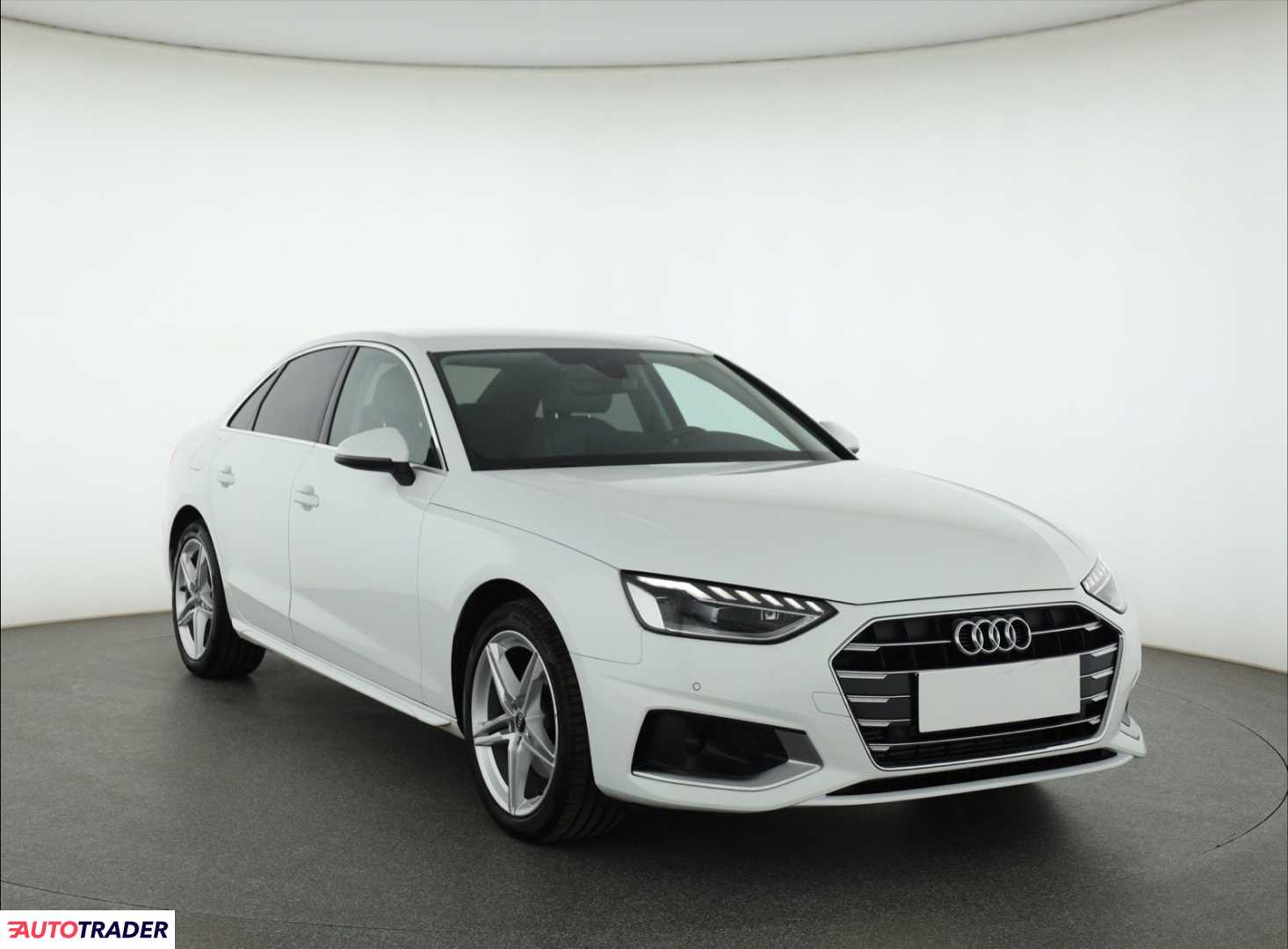 Audi A4 2022 2.0 147 KM