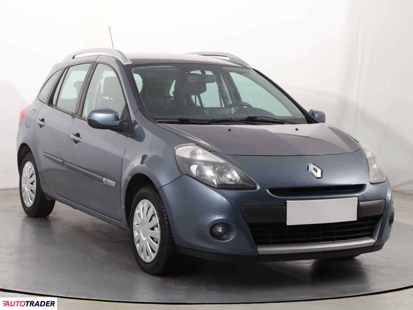 Renault Clio 2009 1.1 99 KM