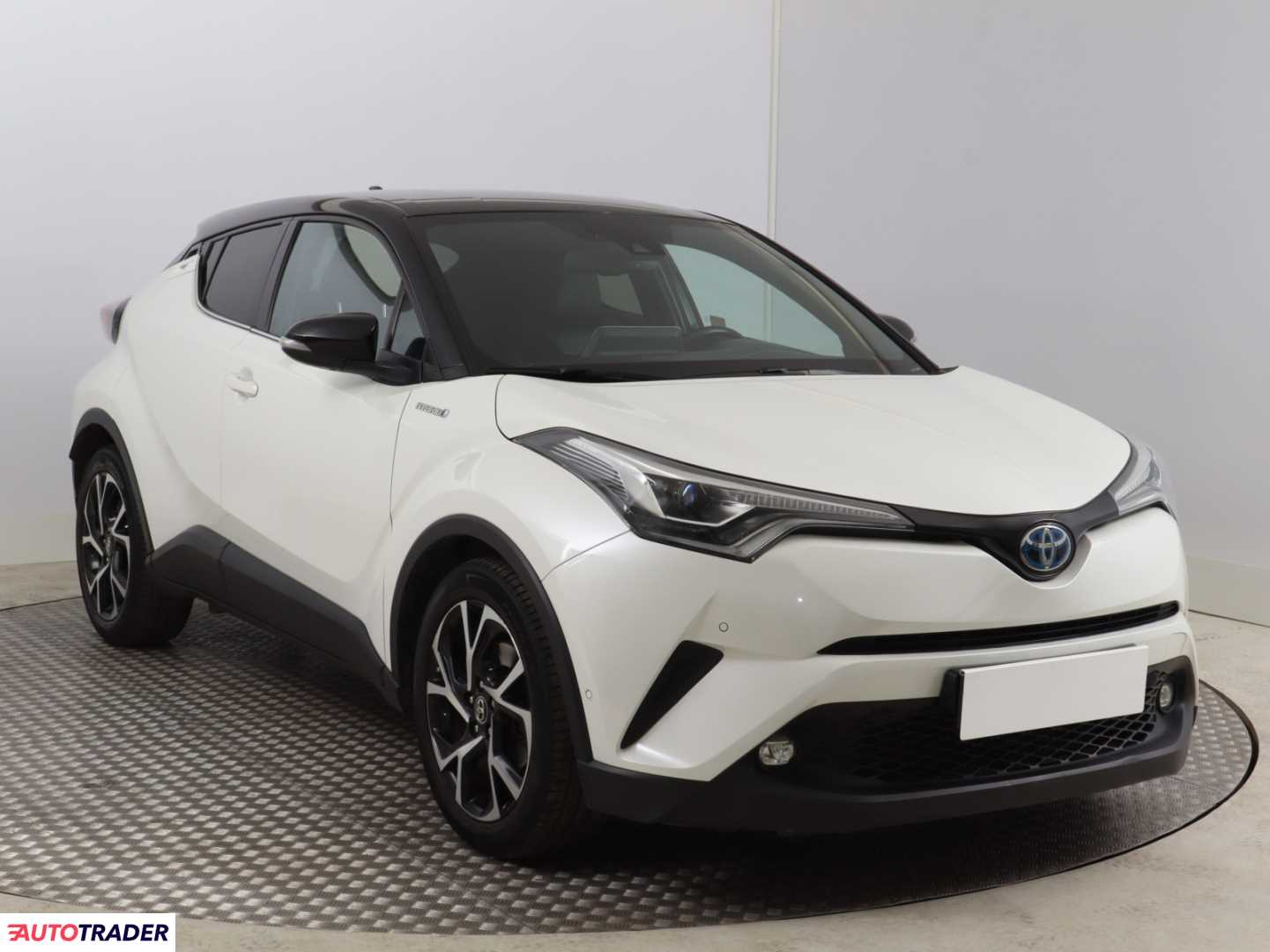 Toyota C-HR 2018 1.8 120 KM