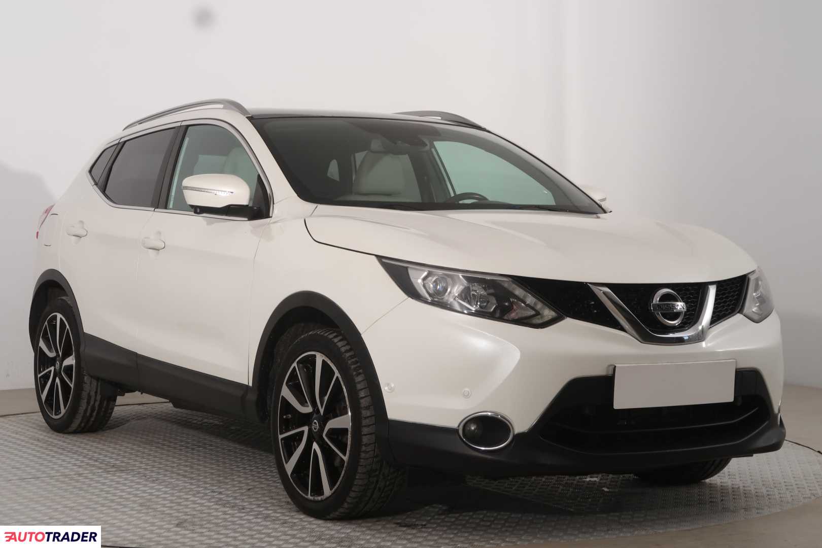 Nissan Qashqai 1.6 128 KM 2014r. (Piaseczno)