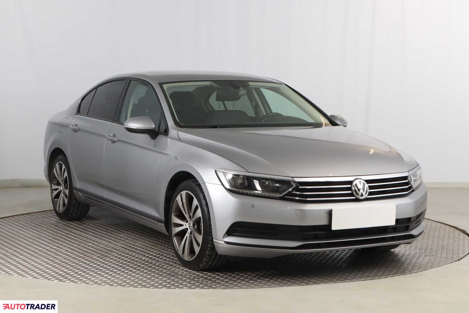 Volkswagen Passat 1.4 123 KM 2017r. (Piaseczno)