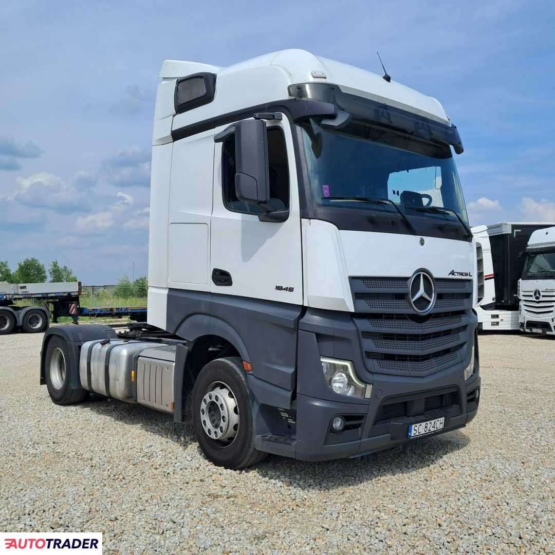 Mercedes Actros