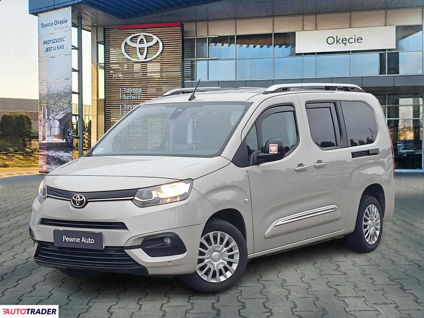 Toyota Pozostałe 2022 1.2 130 KM