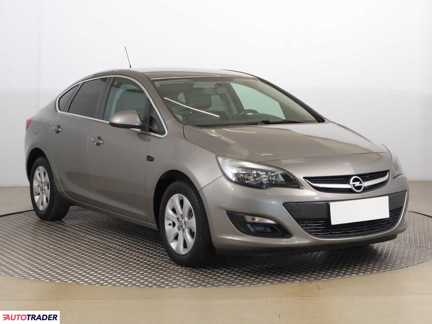 Opel Astra 2017 1.4 138 KM