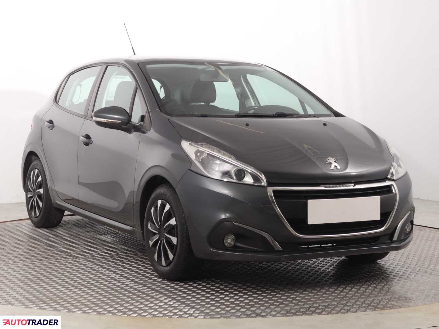 Peugeot 208 2015 1.2 80 KM Peugeot 208 2015 1.2 80 KM
