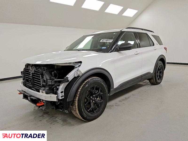 Ford Explorer 2022 2