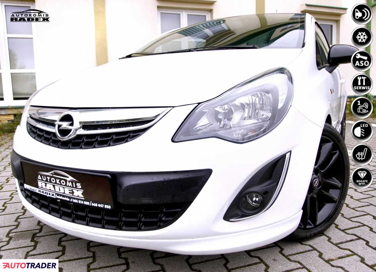 Opel Corsa 2014 1.4 90 KM