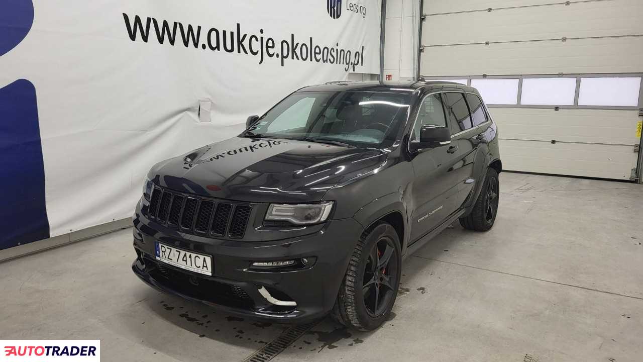 Jeep Grand Cherokee 6.4 benzyna 468 KM 2015r. (Grójec)