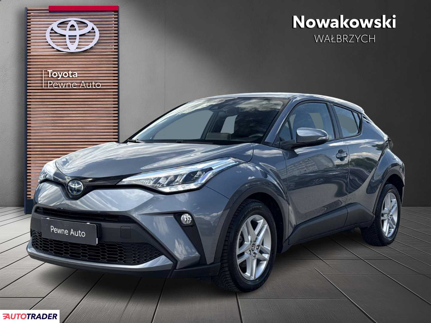 Toyota C-HR 2023 1.8 122 KM