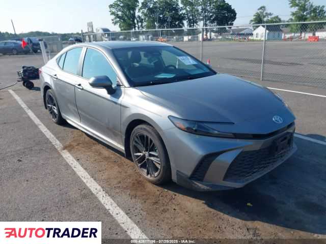Toyota Camry 2025 2