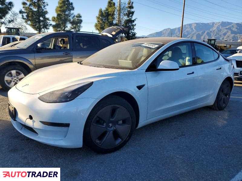 Tesla Model 3 2023