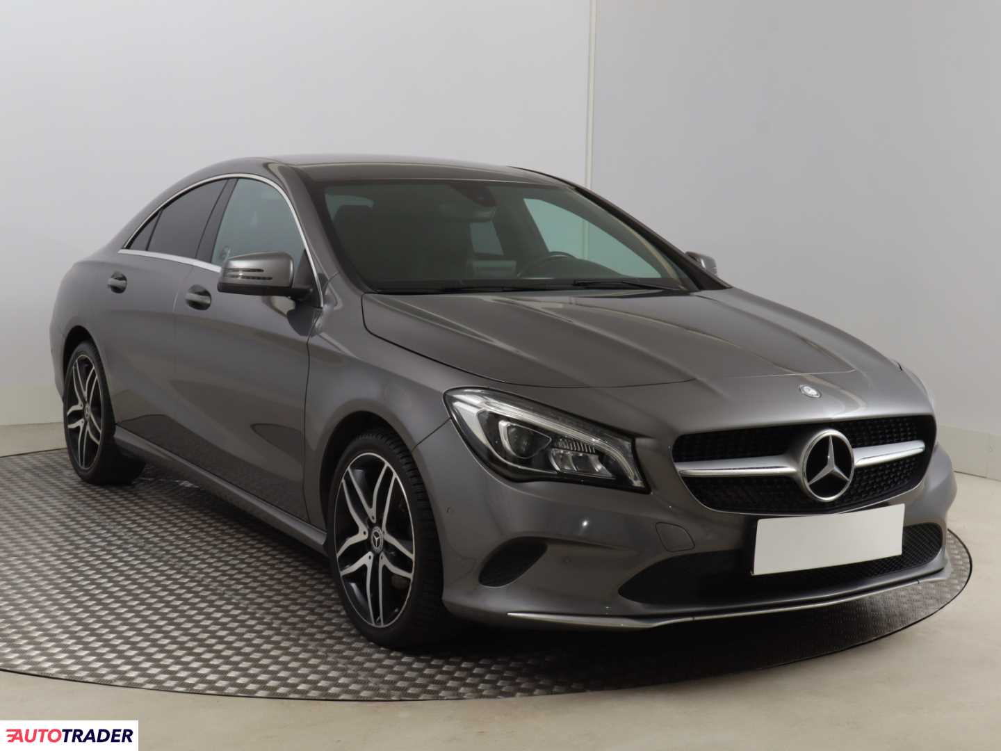 Mercedes Pozostałe 2017 2.0 181 KM