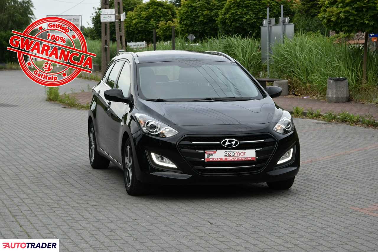 Hyundai i30 2015 1.4 99 KM