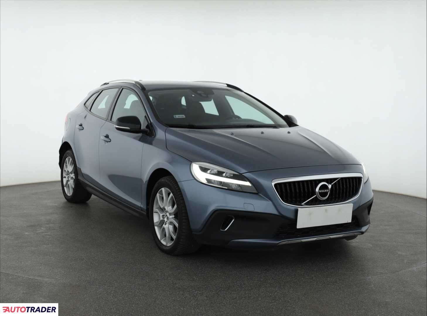 Volvo V40 Cross Country 2018 2.0 118 KM