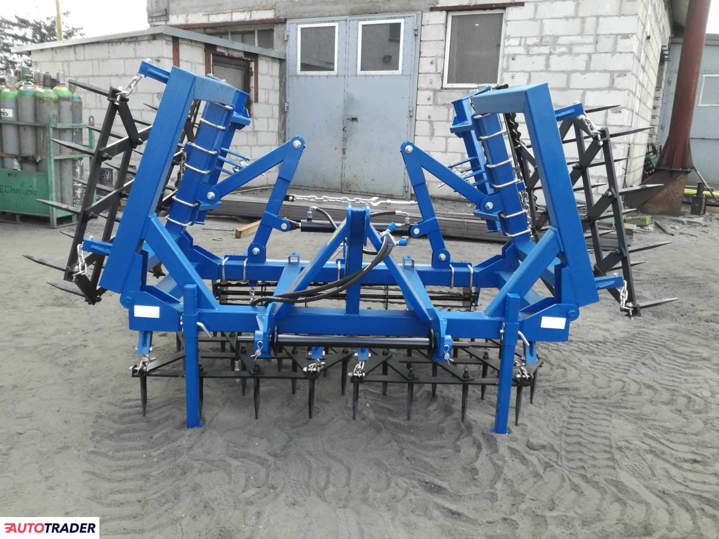 Kinstal Brona polowa ciężka hydraulicznie składana