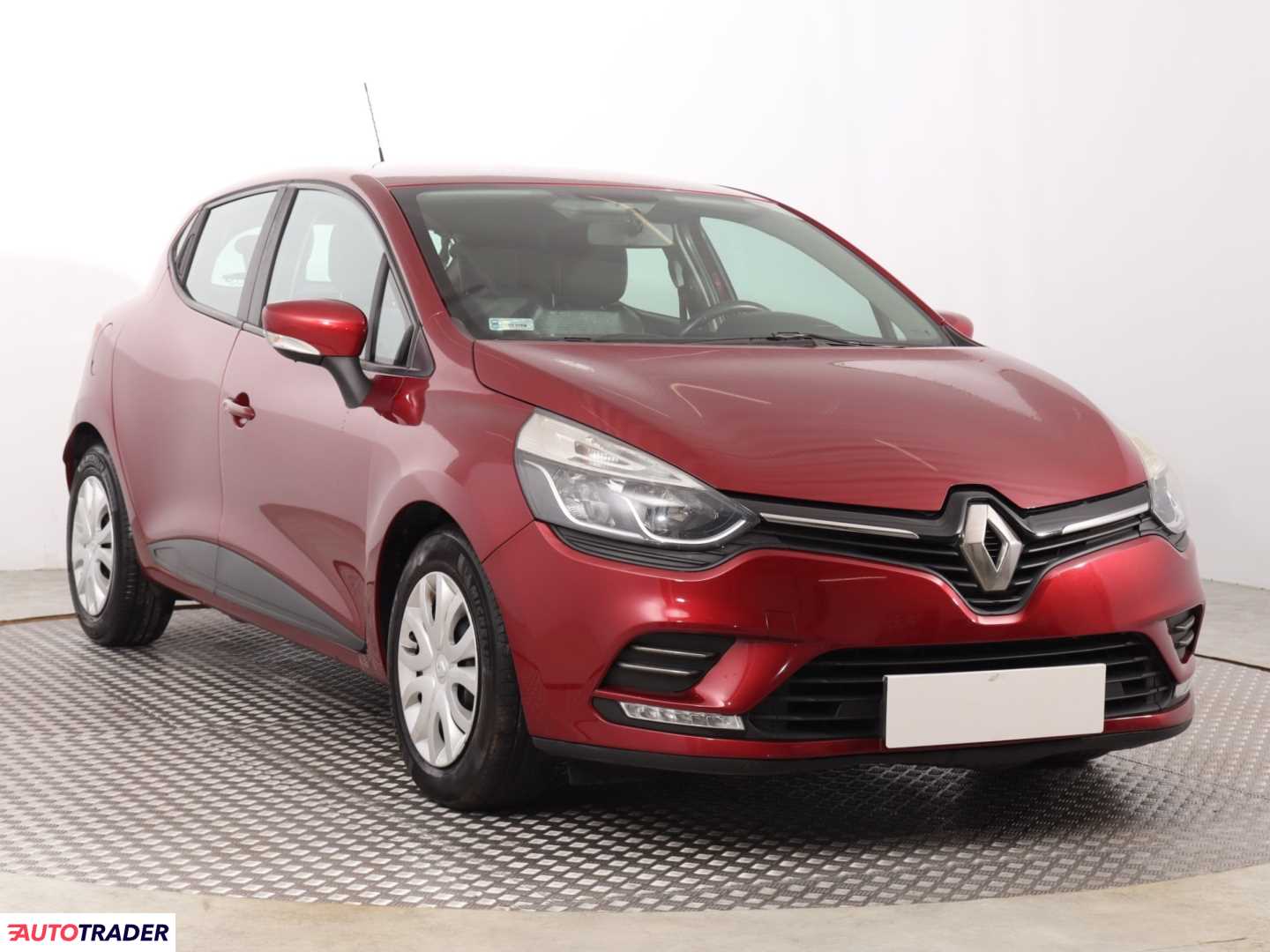 Renault Clio 2016 0.9 88 KM