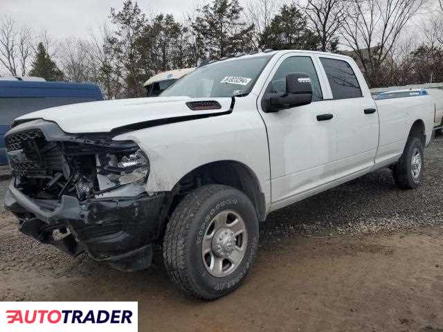 Dodge Ram 6.0 benzyna 2024r. (PENNSBURG)