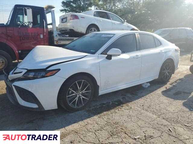 Toyota Camry 2.0 benzyna 2023r. (LEXINGTON)