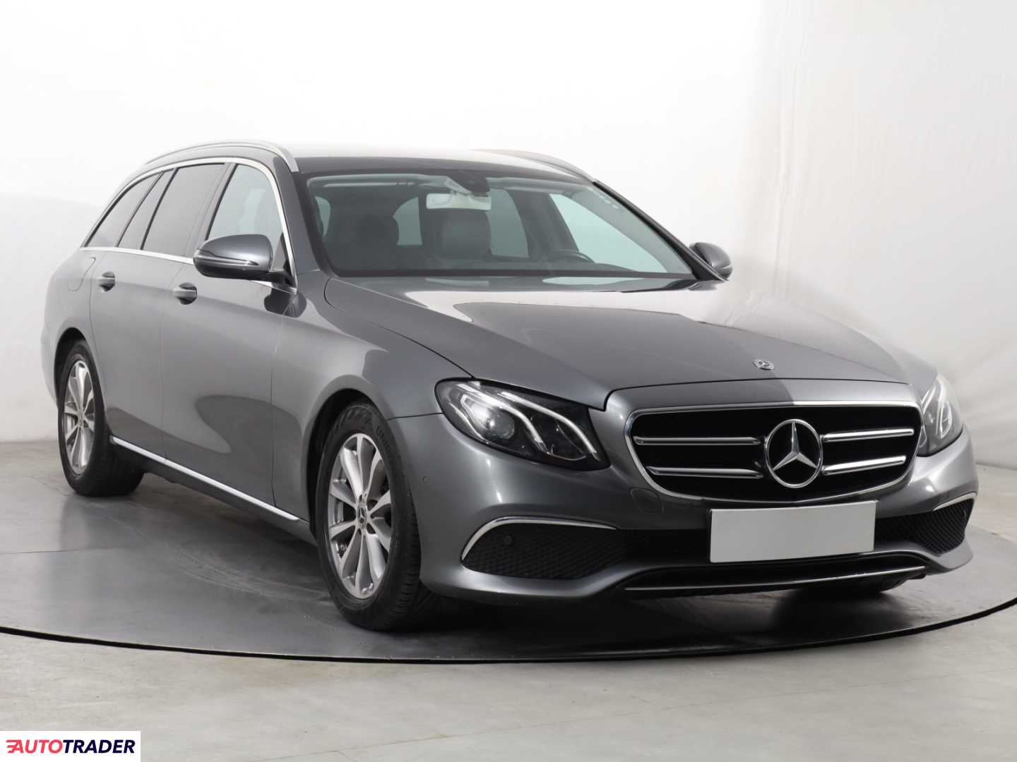 Mercedes E-klasa 2018 2.0 147 KM Mercedes E-klasa 2018 2.0 147 KM
