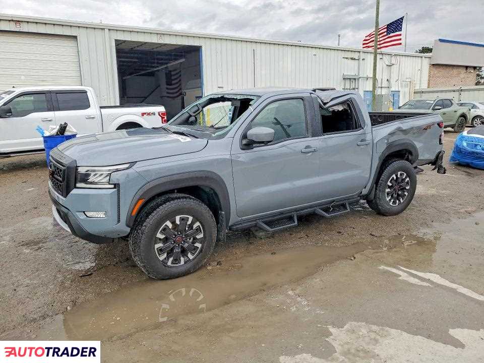 Nissan Frontier 2023 3