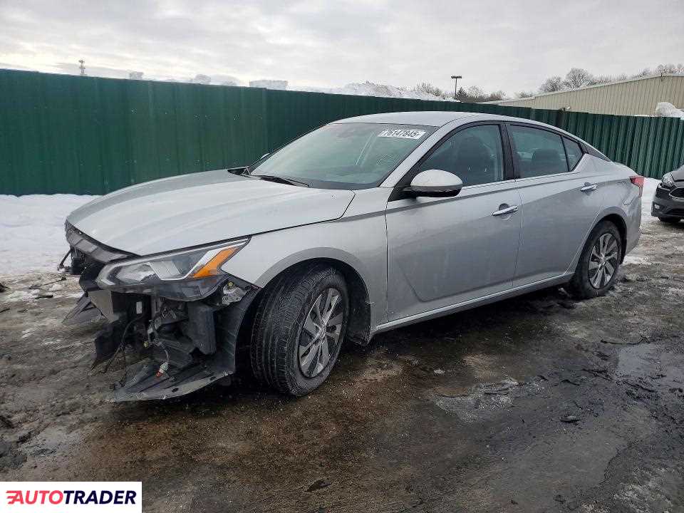 Nissan Altima 2021 2