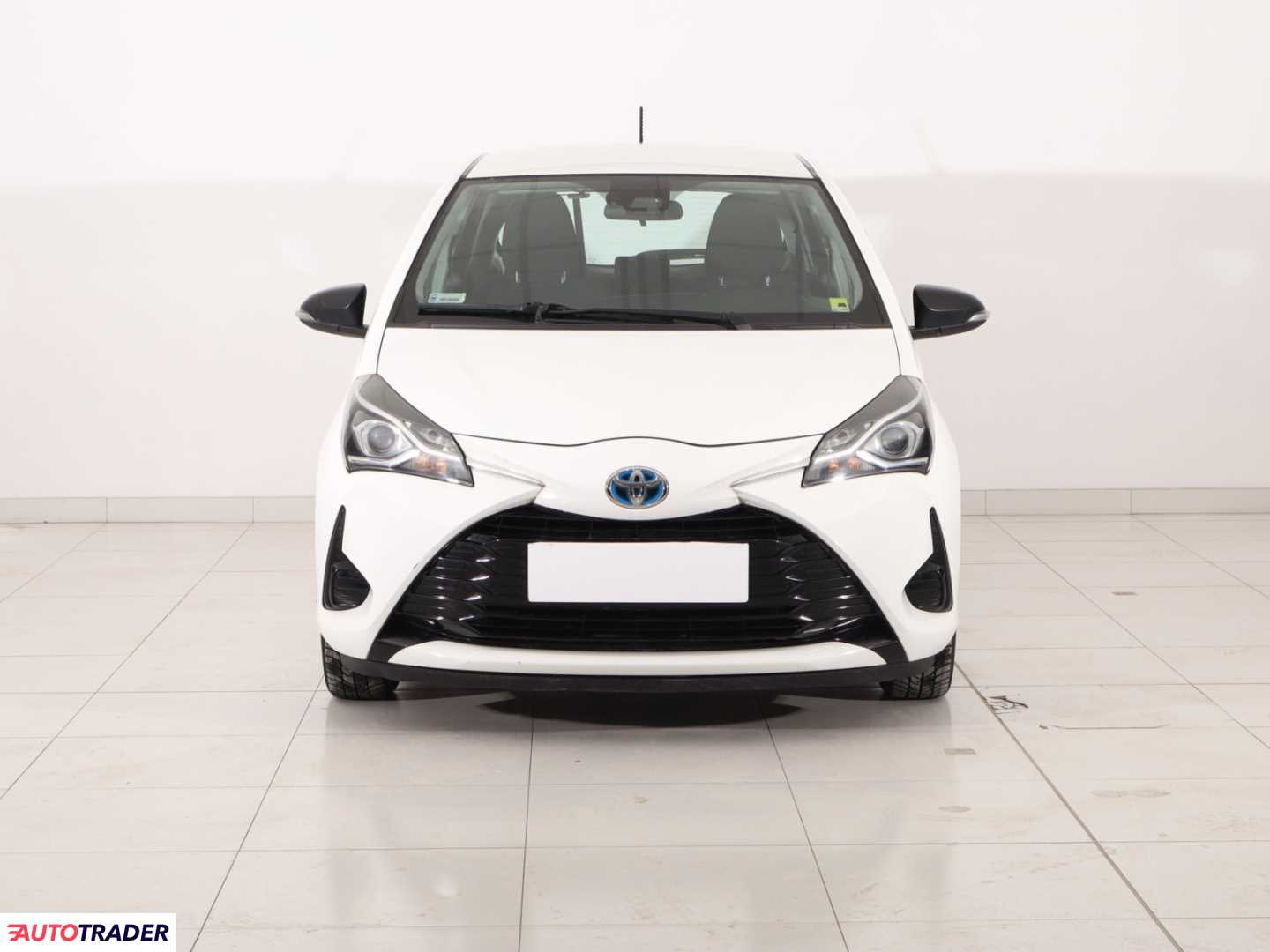 Toyota Yaris 2020 1.5 99 KM
