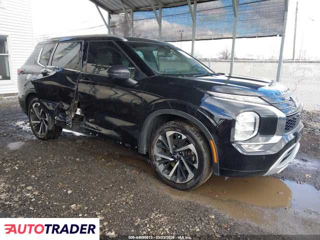 Mitsubishi Outlander 2023 2