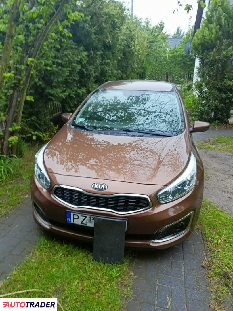 Kia Ceed 2015 1.4 100 KM Kia Ceed 2015 1.4 100 KM