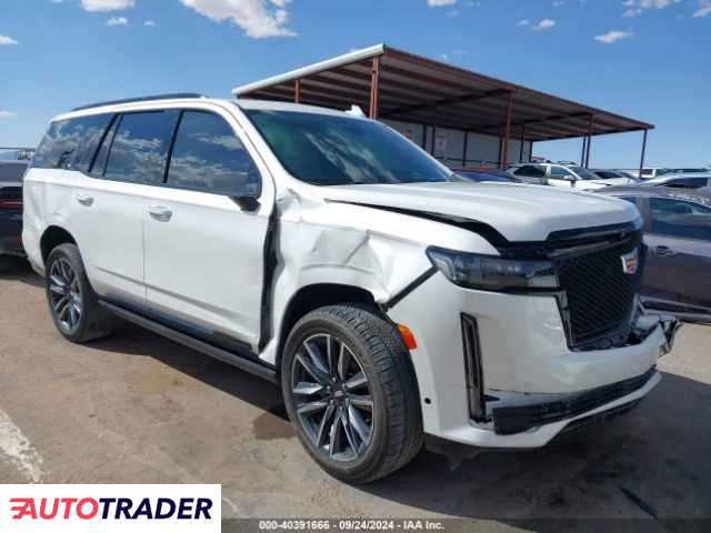 Cadillac Escalade 6.0 benzyna 2021r. (EL PASO)