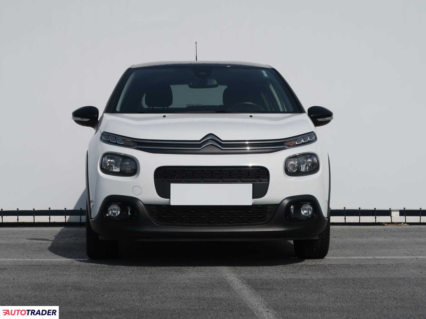 Citroen C3 2017 1.2 108 KM