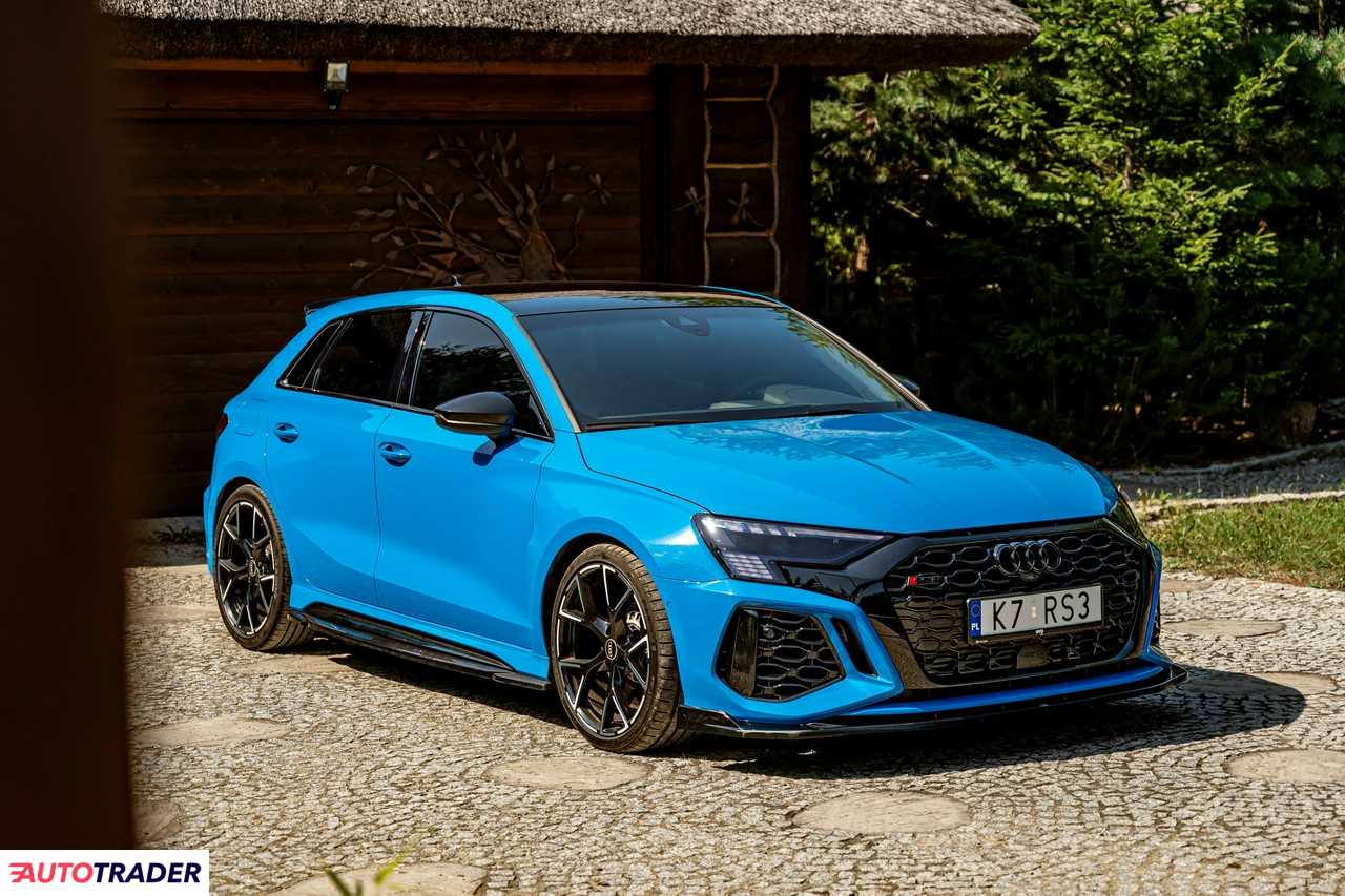 Audi Pozostałe 2022 2.5 400 KM Audi Pozostałe 2022 2.5 400 KM