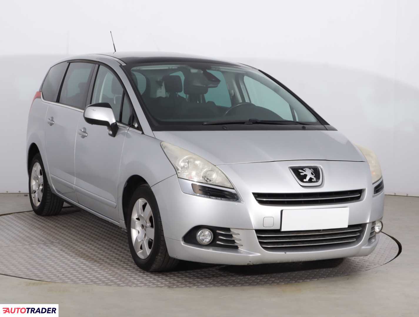 Peugeot 5008 2011 2.0 147 KM
