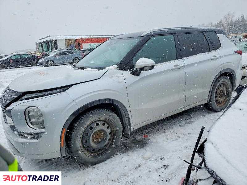 Mitsubishi Outlander 2023 2