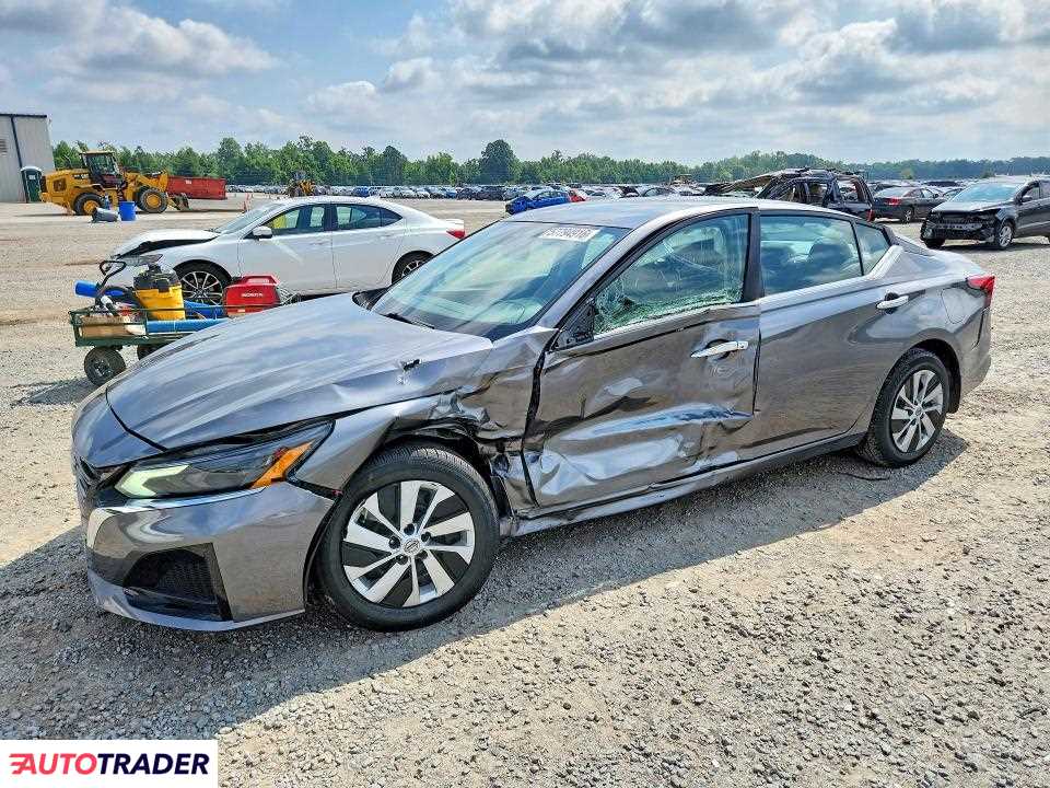 Nissan Altima 2024 2