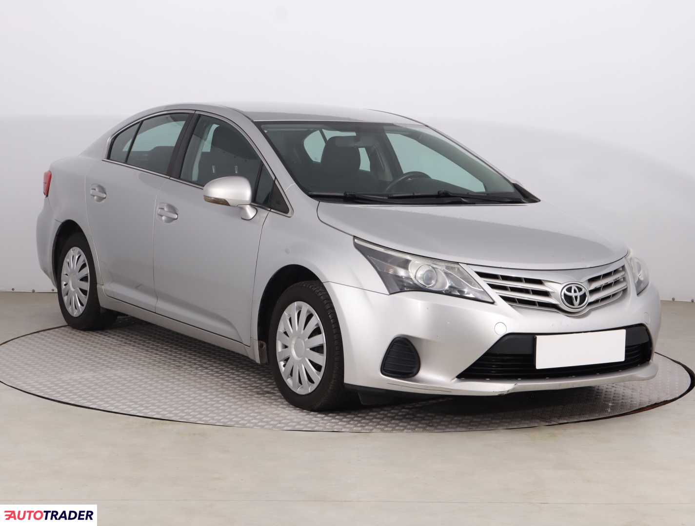 Toyota Avensis 2012 2.0 122 KM Toyota Avensis 2012 2.0 122 KM