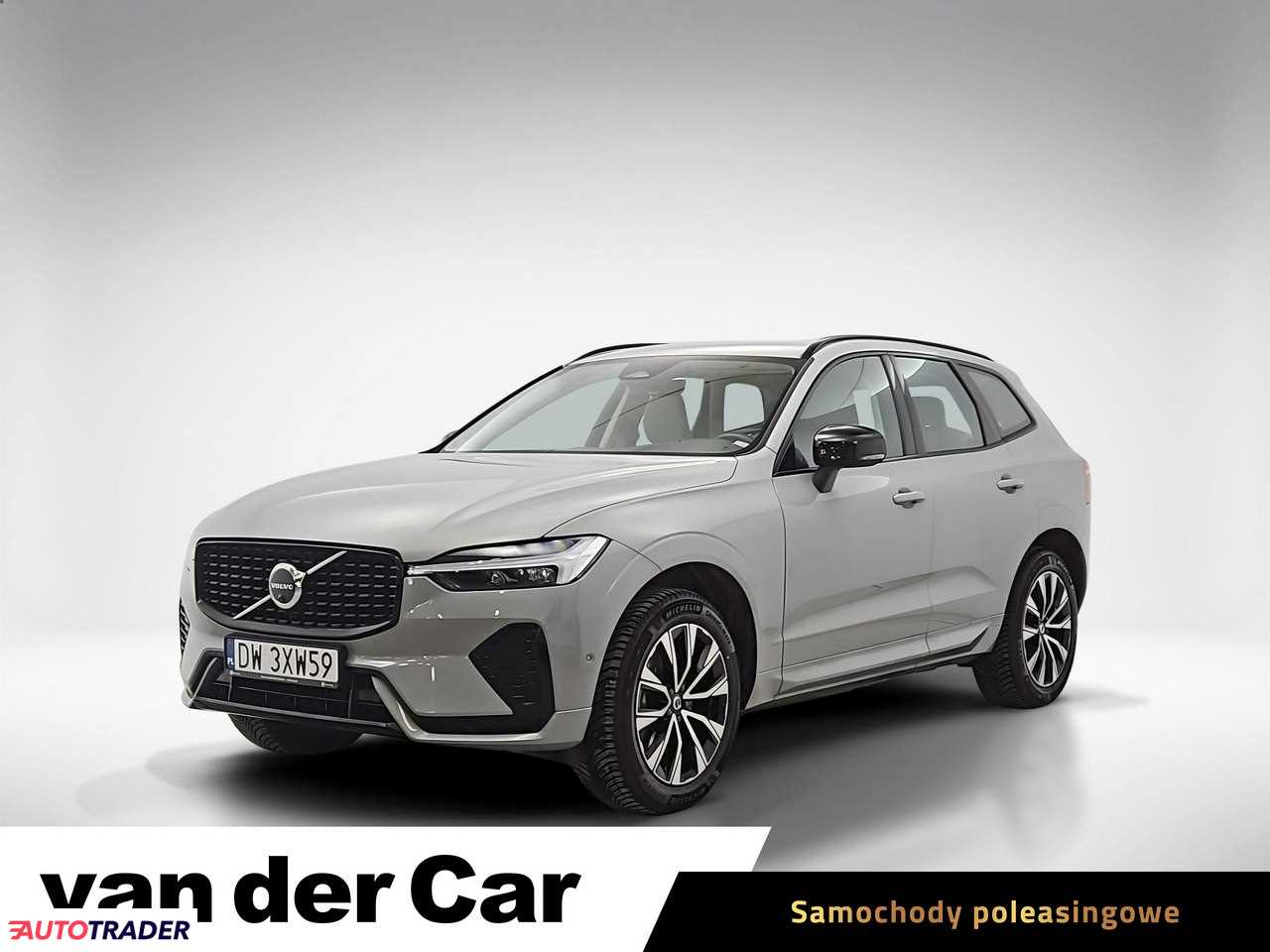 Volvo XC60 2023 2.0 197 KM