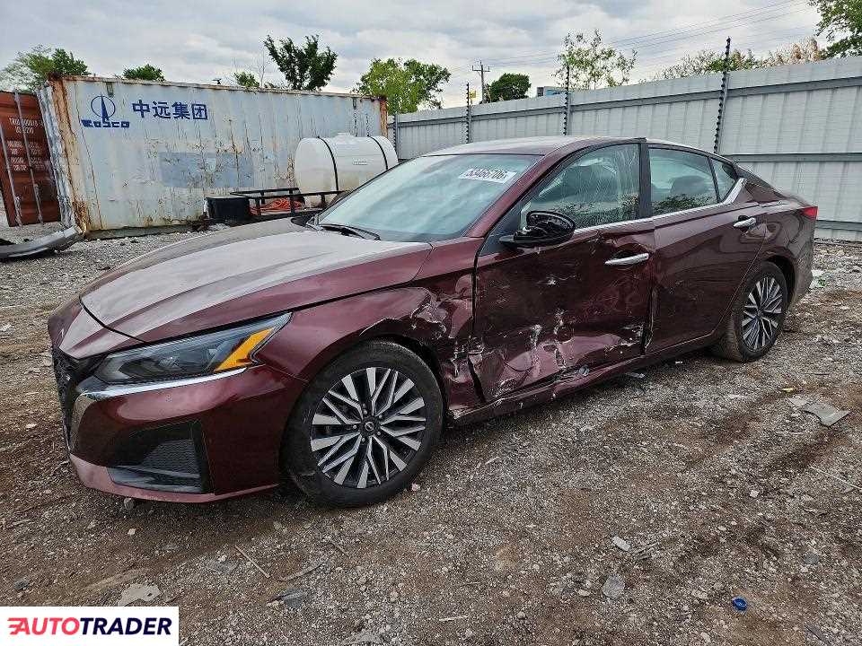Nissan Altima 2024 2