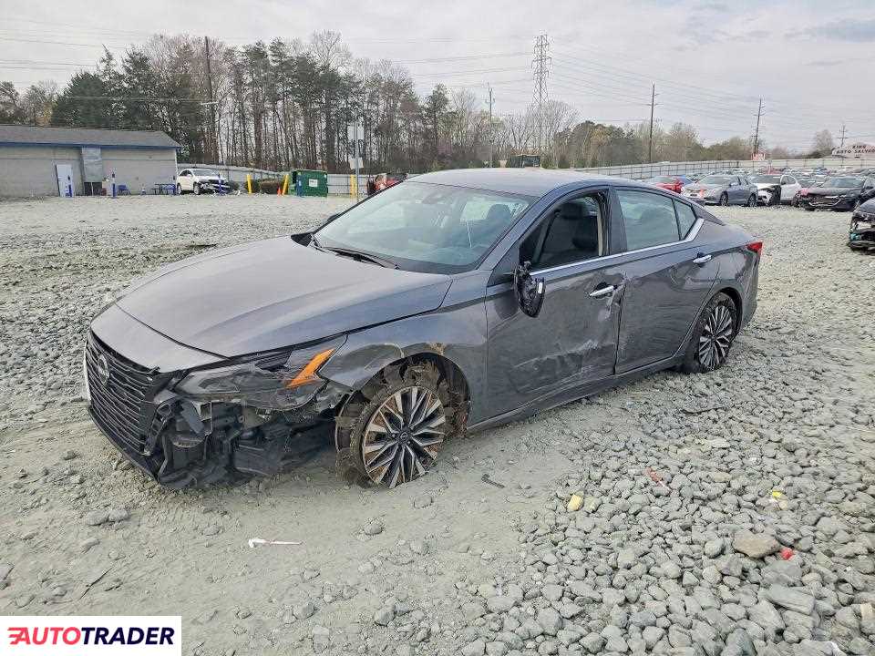 Nissan Altima 2024 2