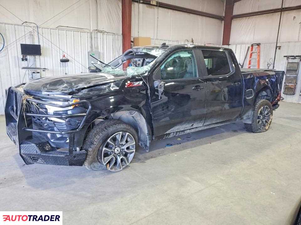 Chevrolet Silverado 2023 5