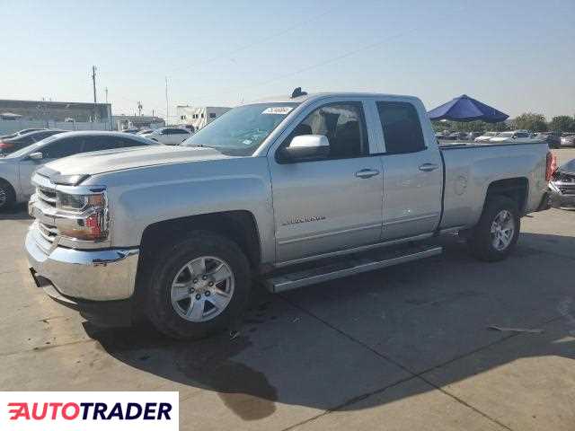 Chevrolet Silverado 5.0 benzyna 2019r. (GRAND PRAIRIE)