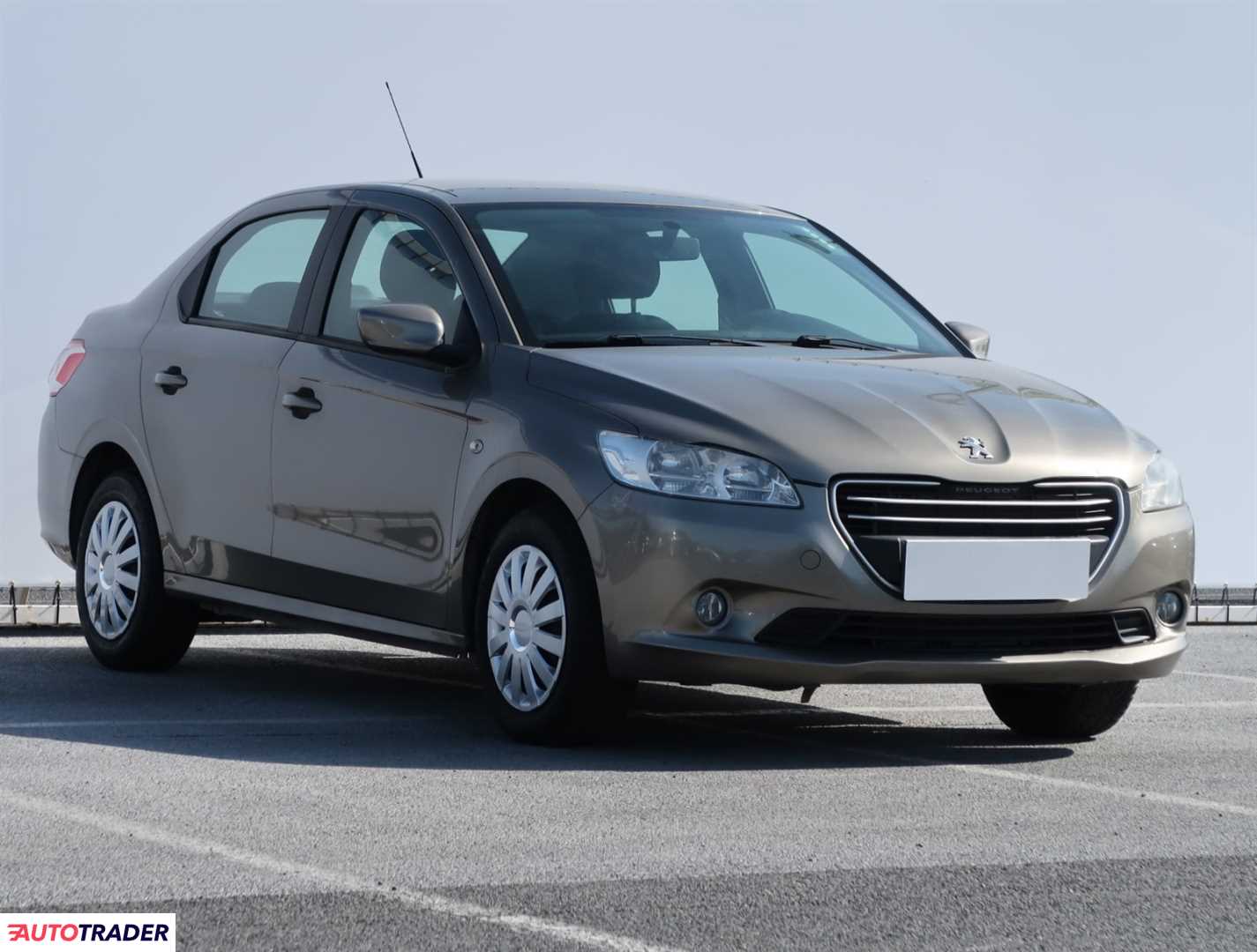 Peugeot 301 2013 1.6 113 KM