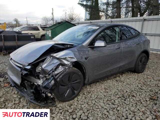Tesla Model Y 2026